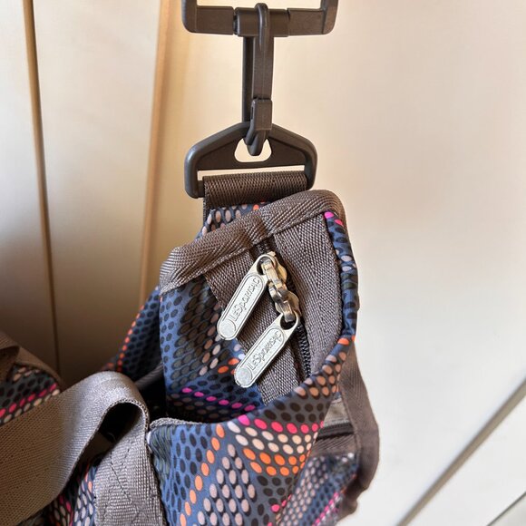 LeSportsac Boston Bag Weekender Bag - Picture 5 of 11